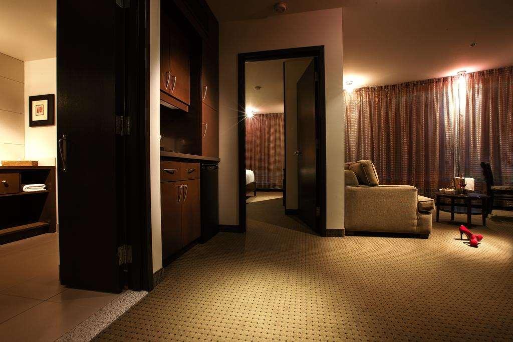 Hotel Mortagne Бушервіль Номер фото